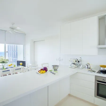 Protaras Seashore Villa, Majestic Location Protaras Villa 47 Вилла *